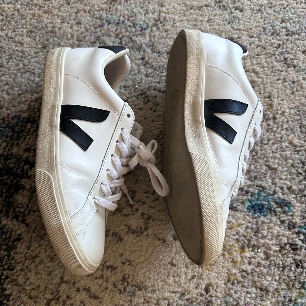 Veja White Sneakers with Black Logo - Picture 4 of 7